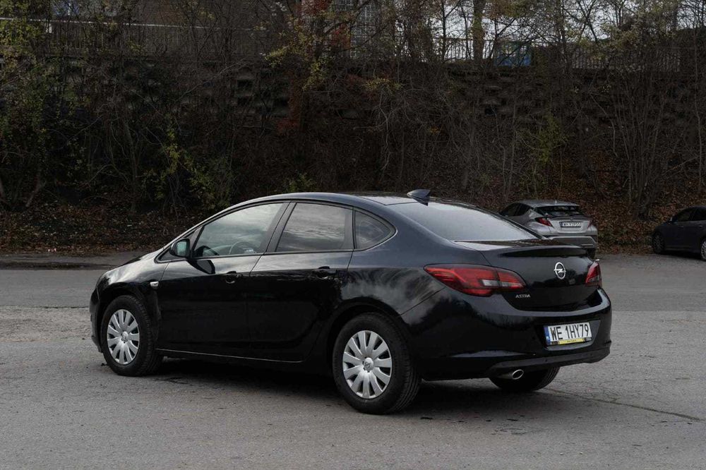 OPEL ASTRA J 1.4 turbo 2017 fabryczny gaz