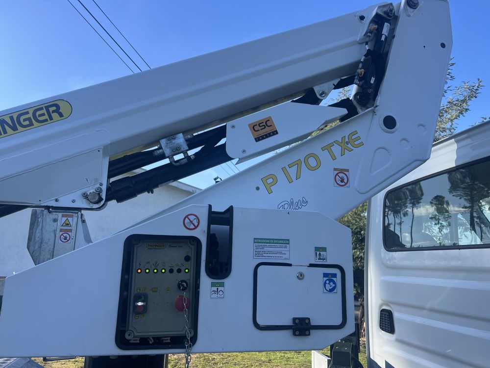 Iveco daily plataforma elevatoria  2021