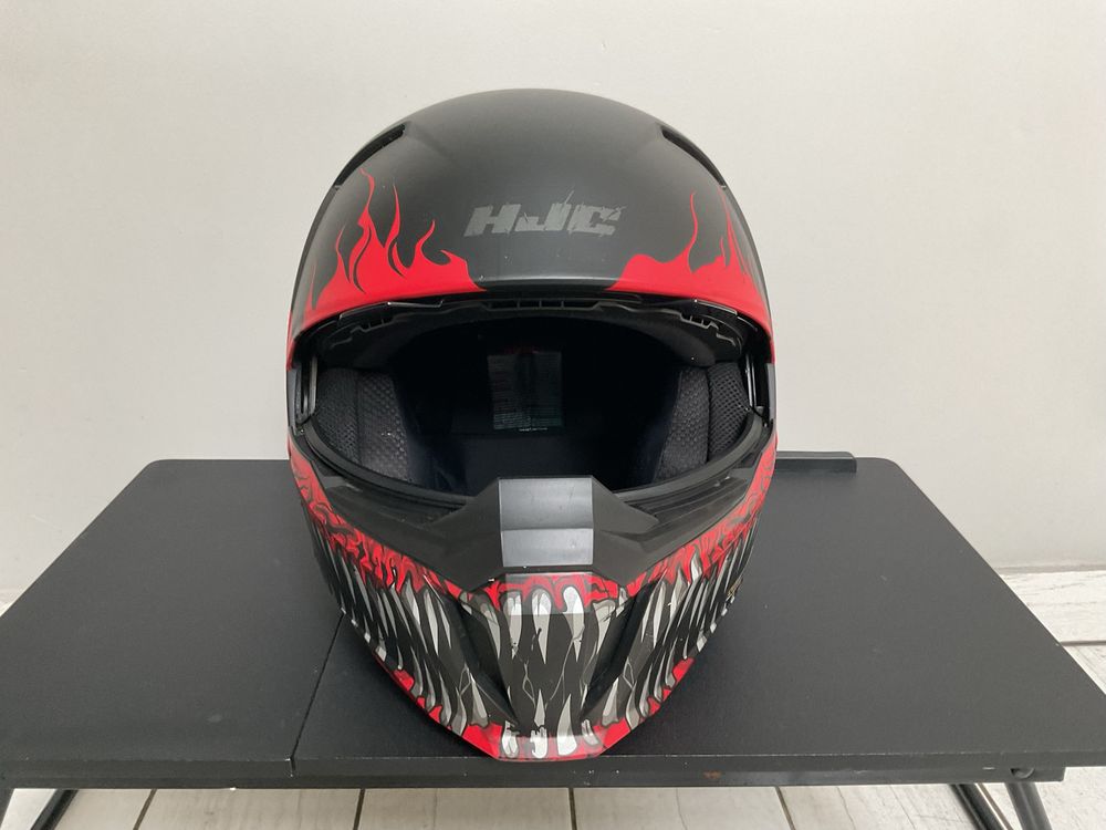 Kask motocyklowy HJC i20 Venom Black Red rozm. M BDB
