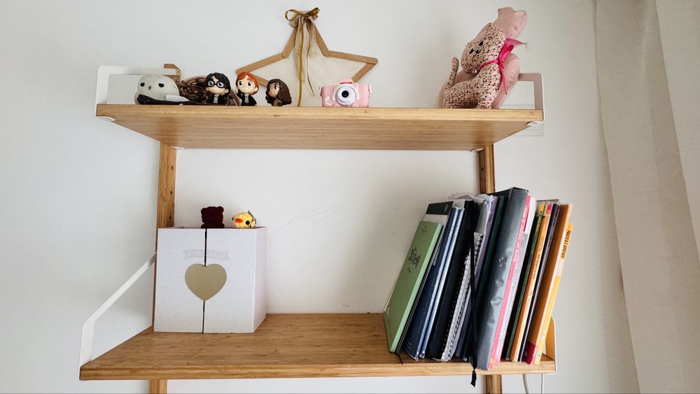 Secretaria + Prateleiras em Bamboo