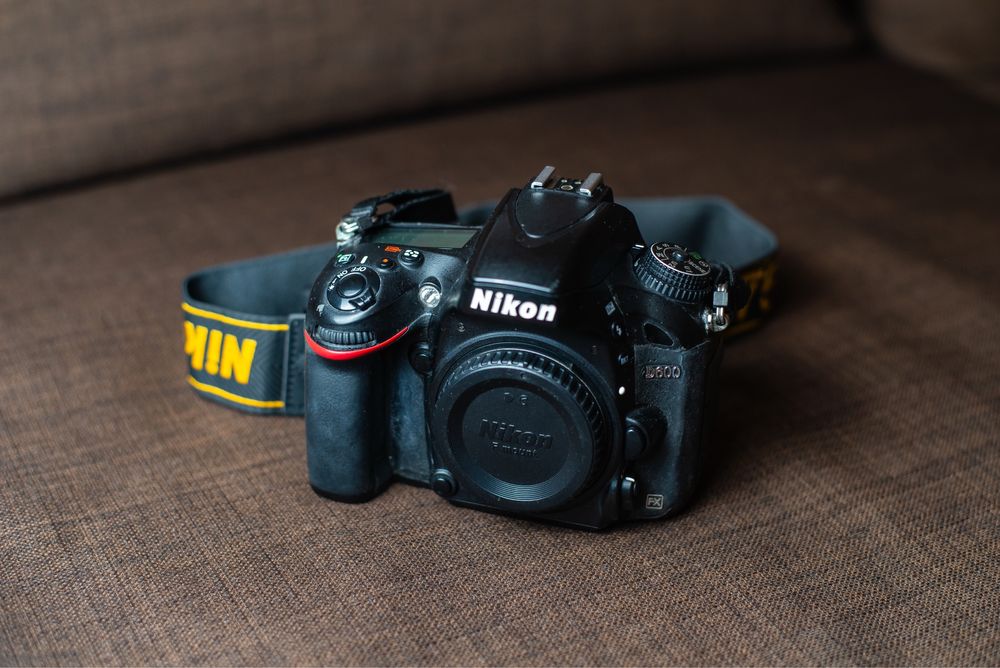 Nikon d600 com carregador e bateria