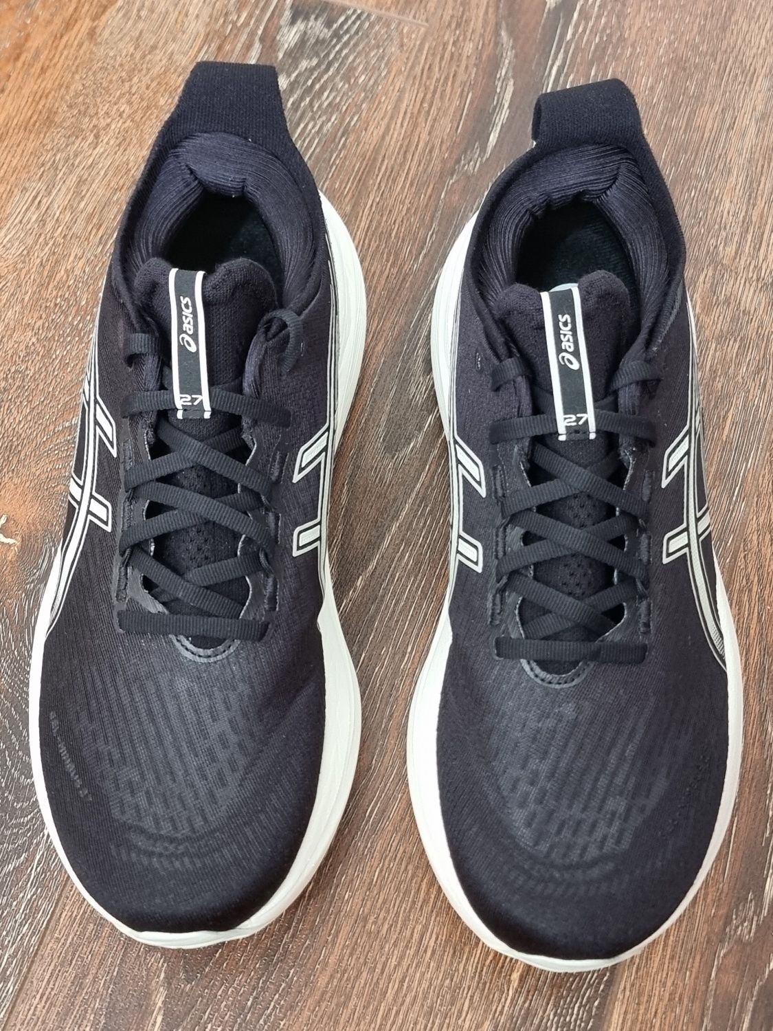 Оригінал 100% чоловічі кросівки asics nimbus 27   eur 43.5
