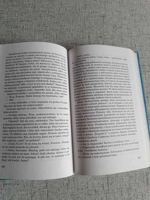 Całując ul Jonathan Carroll