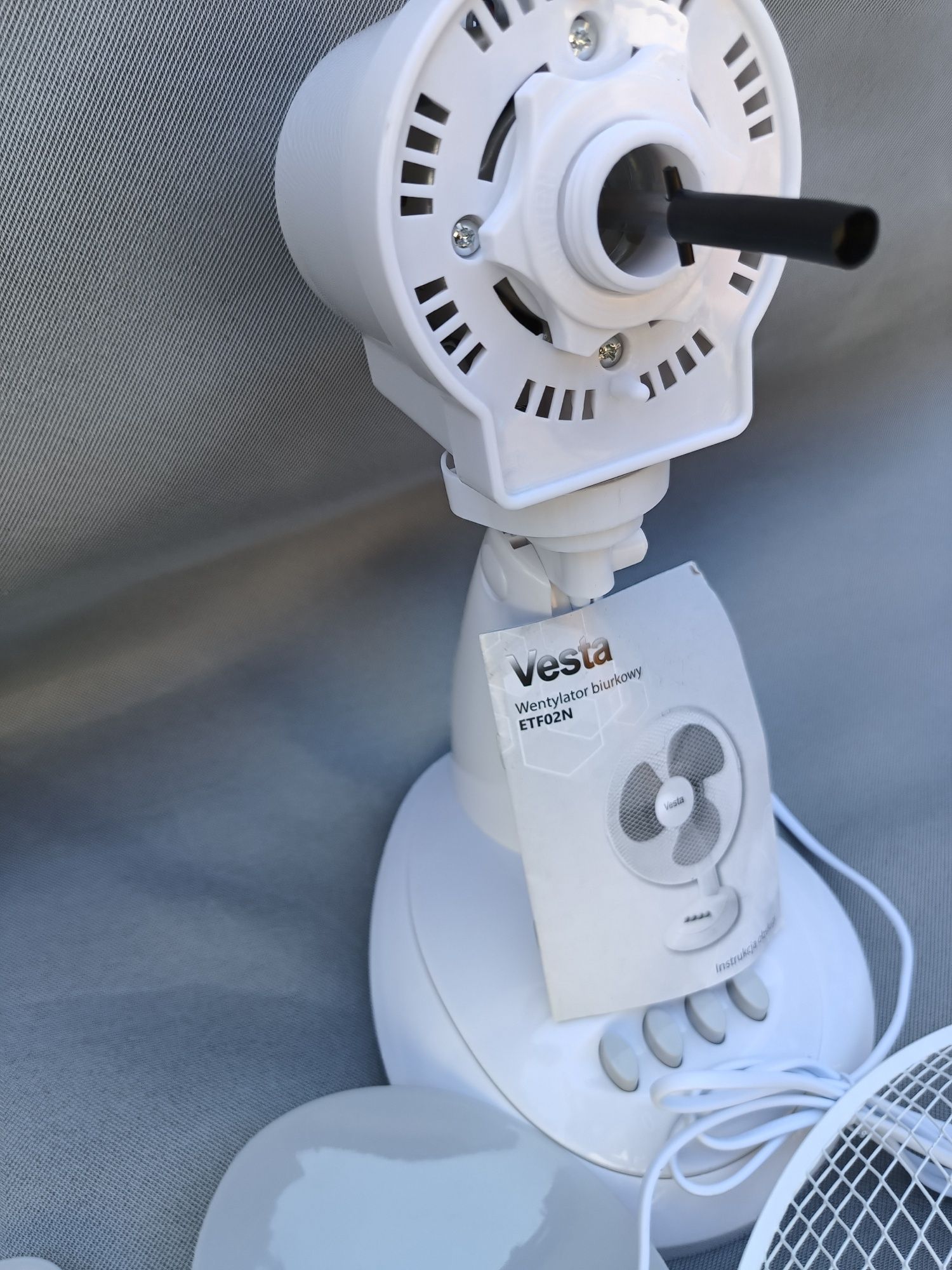 Wiatrak Vesta 40W biurkowy
