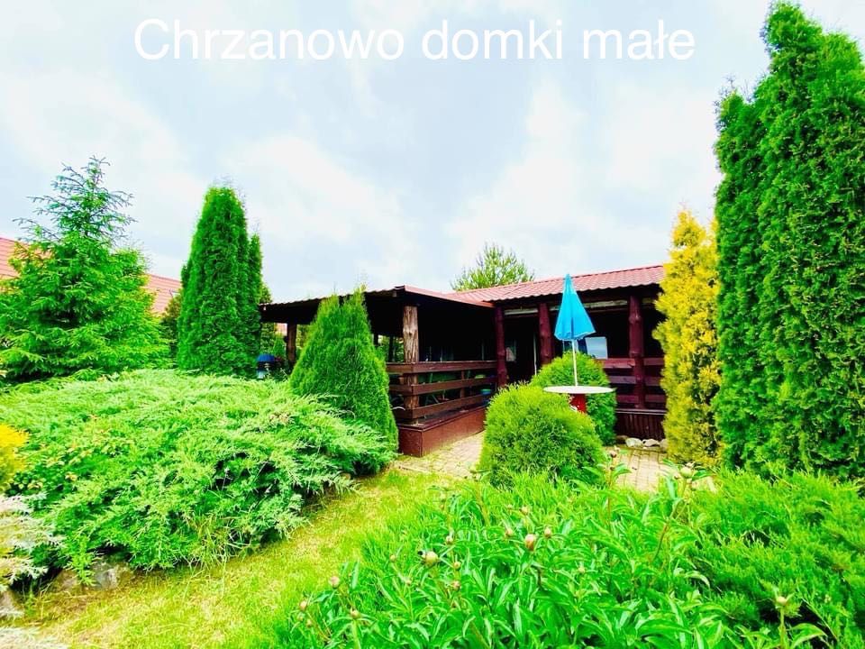 Domek na wynajem z dostępem do jeziora, z basenem