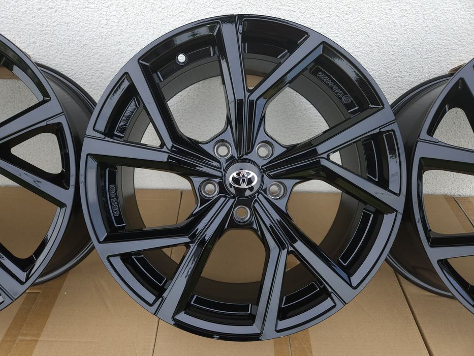 TOYOTA COROLLA XII 16 " Nowe 5x114,3 Felgi Czarne Alufelgi Corolla E21