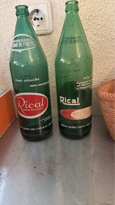 Garrafas antigas para colecionador