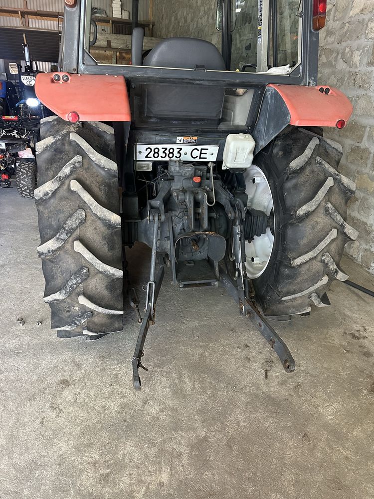 Продам шини на трактор 14.9-28