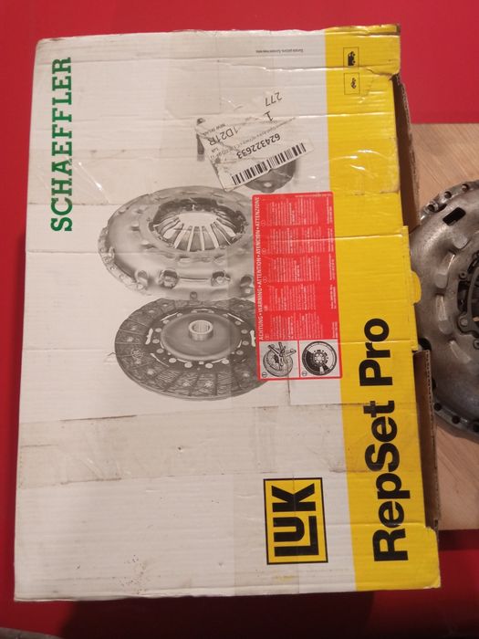 Щеплення Опель зафіра б 2006 р, 1,9 дизель