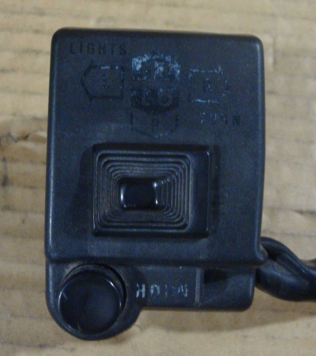 Suzuki gsx 400 поворотники 250 повороты пульты реле катушка концевик