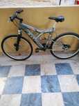 Bicicleta BTT alumínio e suspensão total
