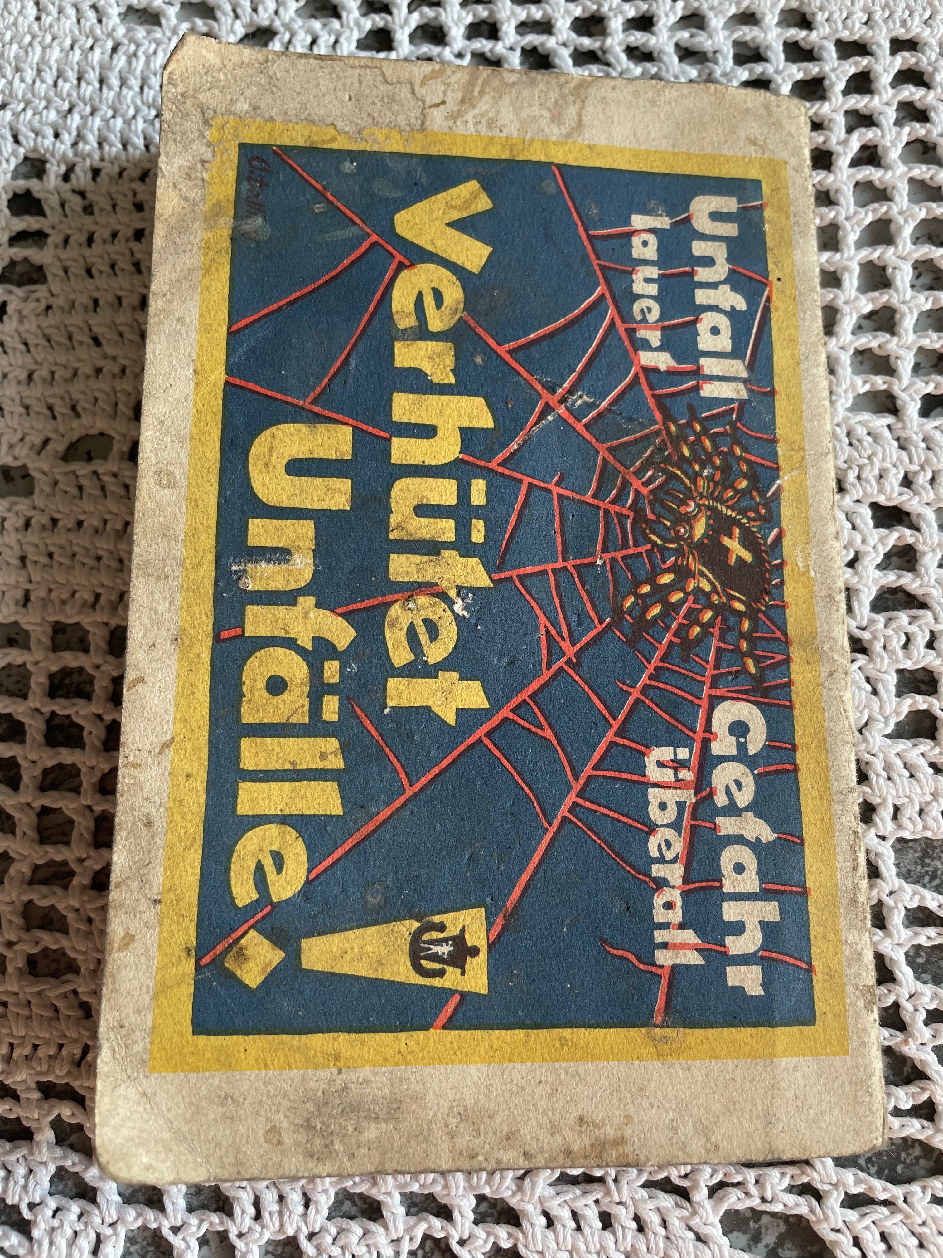 Stary niemiecki kalendarz 1929 r związany z bezpieczeństwem