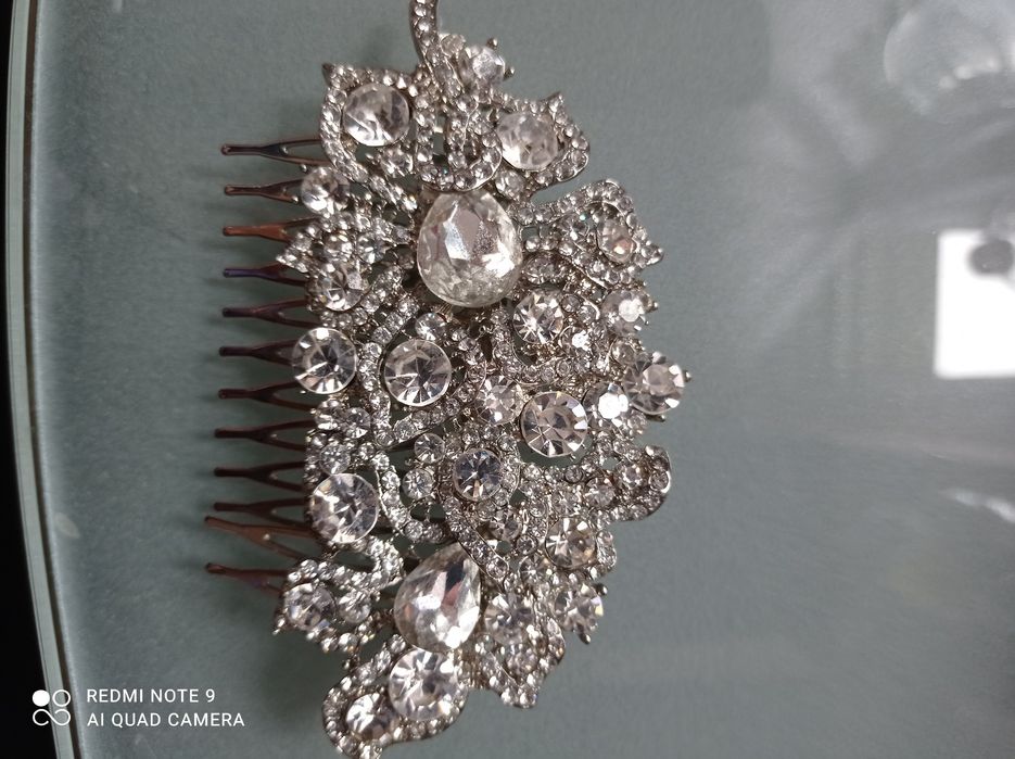 Ślubna ozdoba do włosów