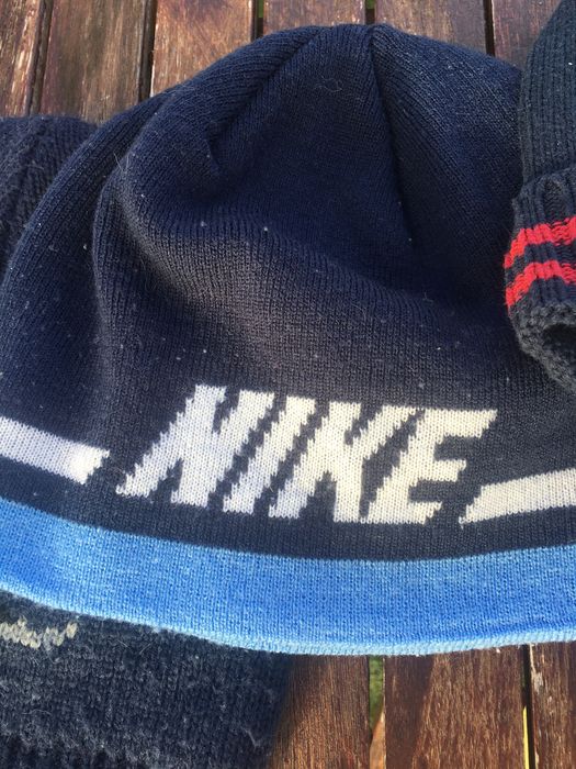 4 gorros de marca