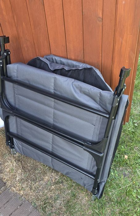 Dwa leżaki ogrodowe łóżko polowe nowe cena za 2 sztuki