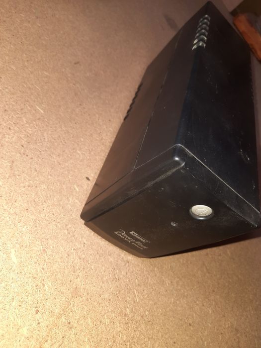 Mustek 400 plus  безперебійник, безпепебойник інвертор