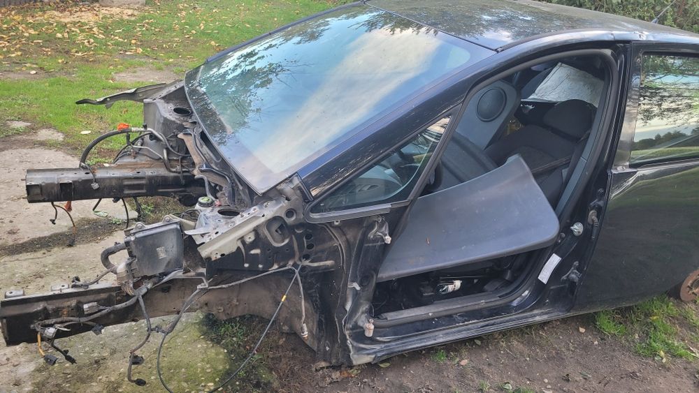 Mitsubishi colt części silnik 1.3 automat kierownica maglownica