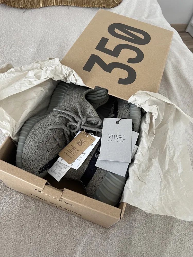 Оригинальные Adidas Yeezy Boost 350 v2 Granite Original 100%