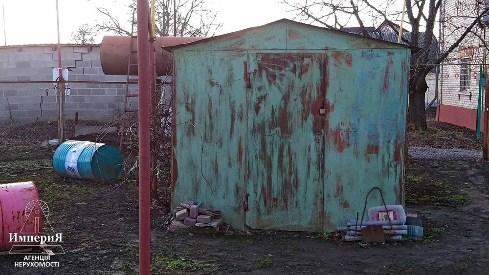Участок с коммуникациями.Три километра от Песчаного массива.