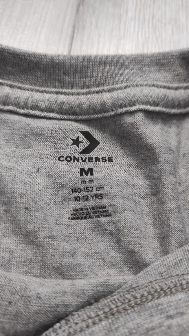 Bluzka / t-shirt długi rękaw firmy Converse rozmiar 10-12 lat