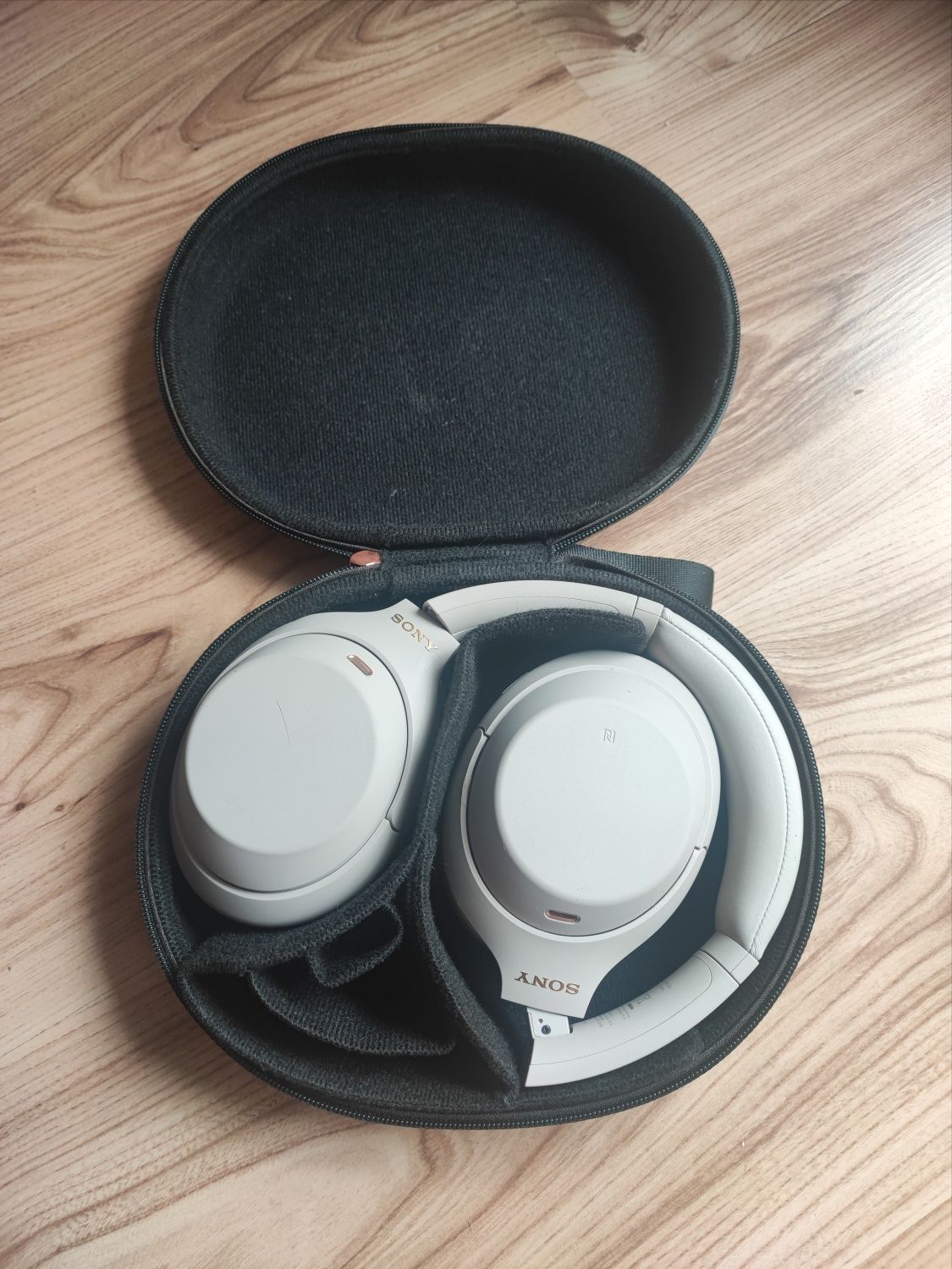 Pokrowiec twardy etui futerał do słuchawek Sony WH-1000XM4 XM3 inne