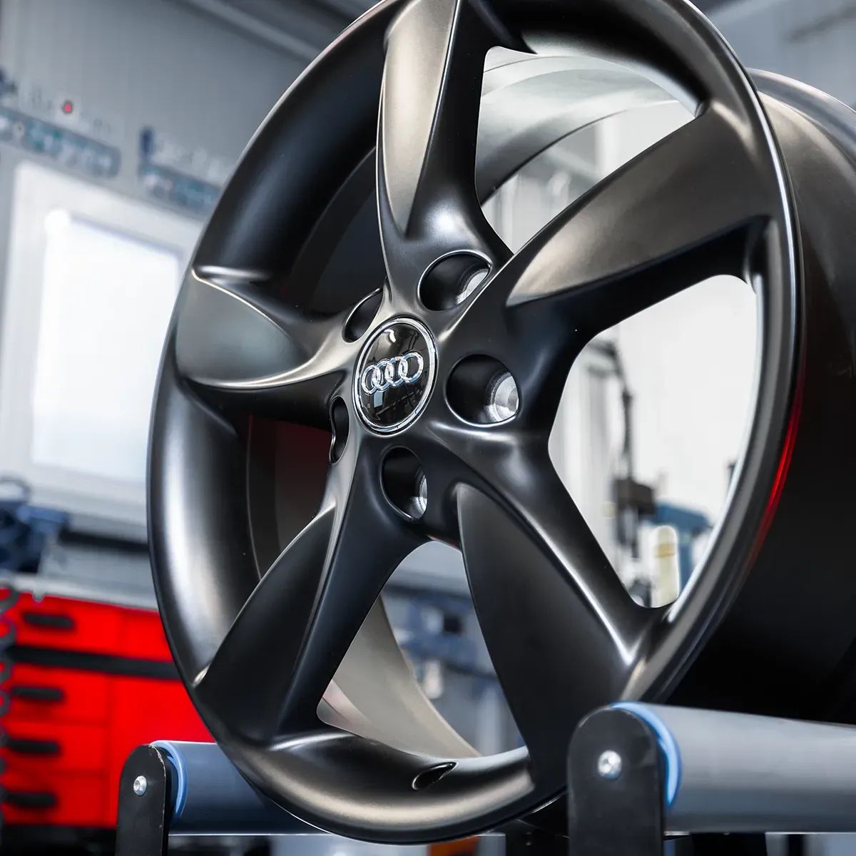 NOWE Oryginalne Felgi Audi 17 A3 A4 A6 Q2 TT