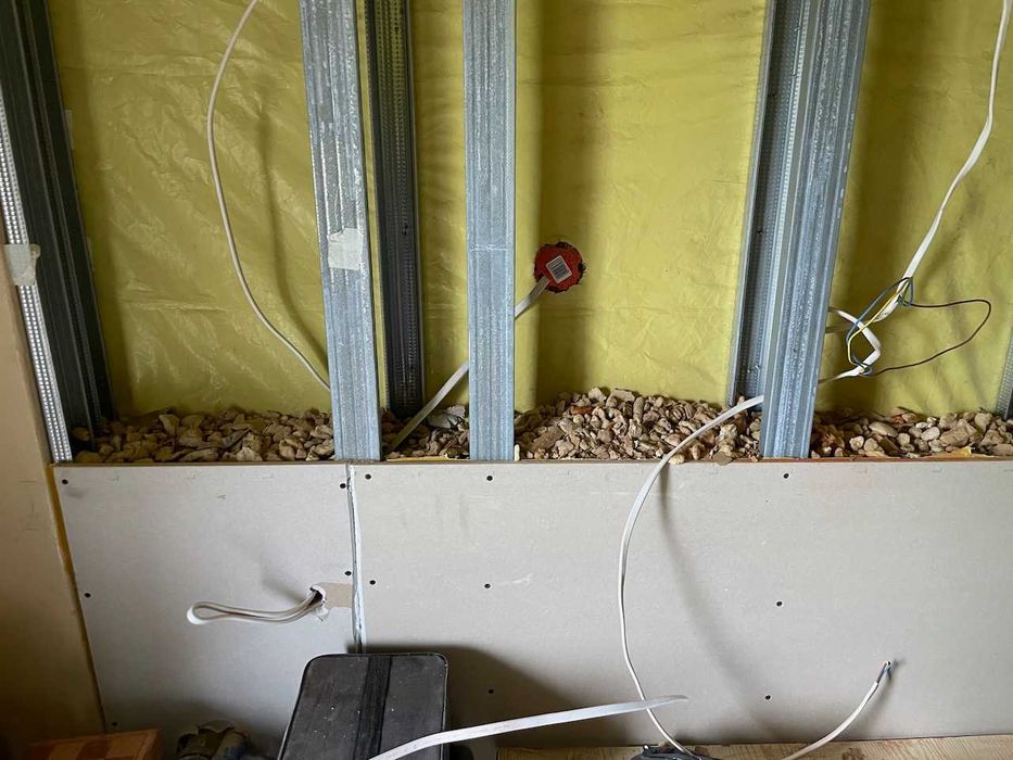 Zmielona pianka PUR – oddam za darmo materiał izolacyjny