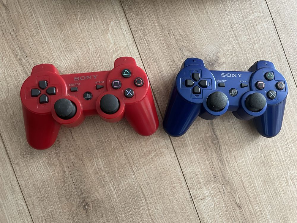 Ps3 slim + 2 pady w pełni sprawna