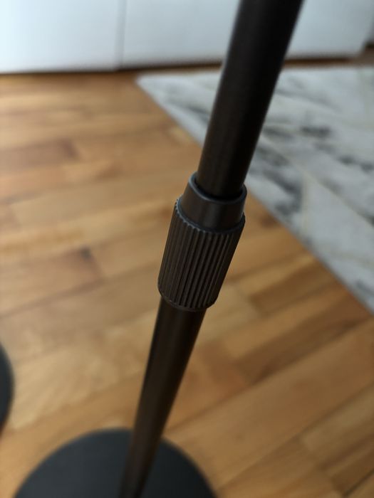 Uchwyt na głośnik sony