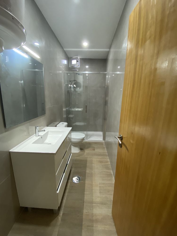 Habitaçao T2 para familia com 2 adultos