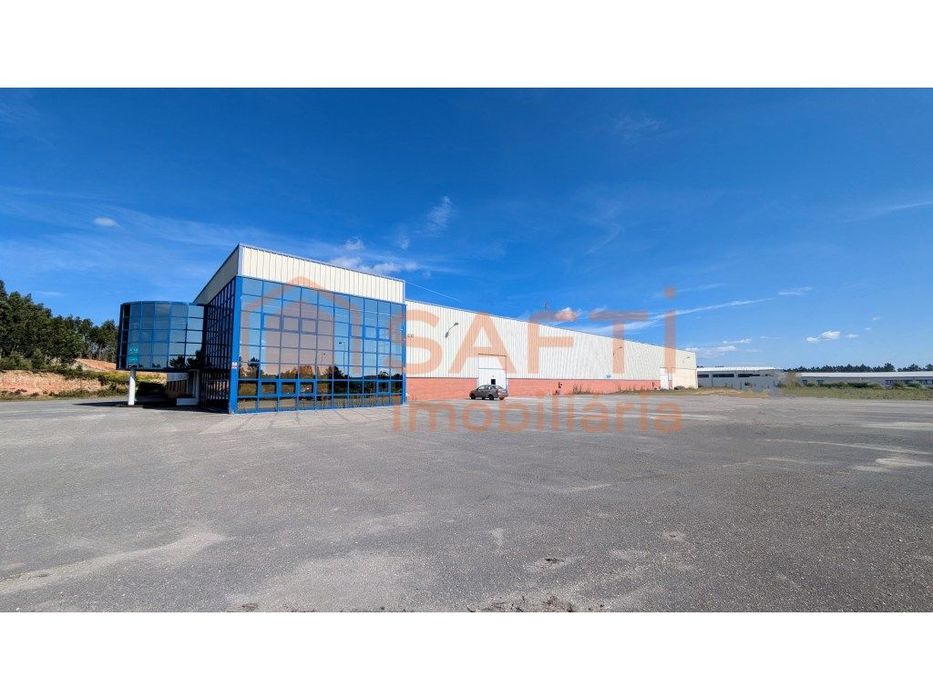 Pavilhão industrial em Pombal
