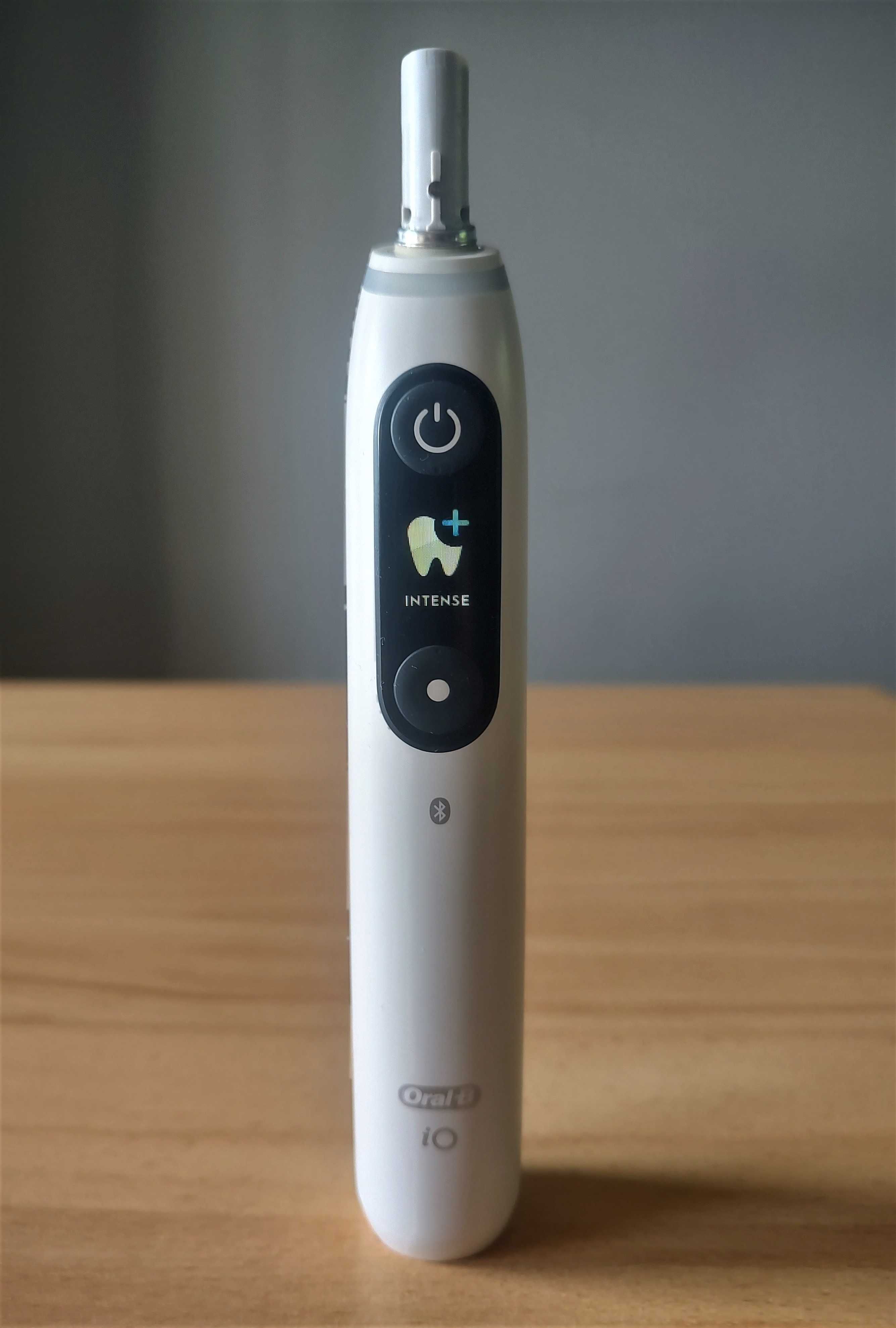 3x Oral-B iO Series 8 - Szczoteczka Magnetyczna