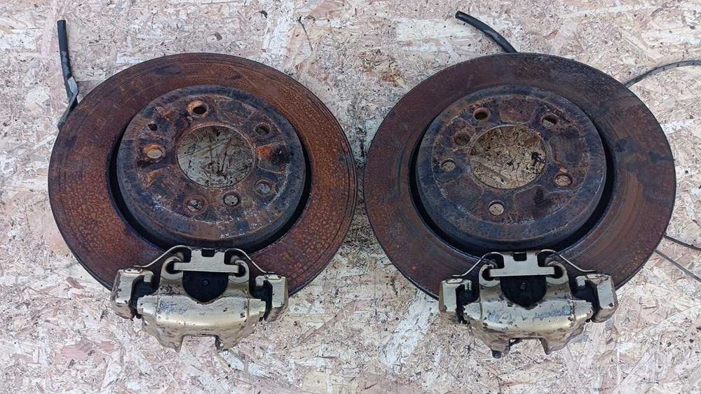Zaciski Duże Tylne Hamulce + Tarcze Zestaw Swap BMW E36 E46 330i 330D
