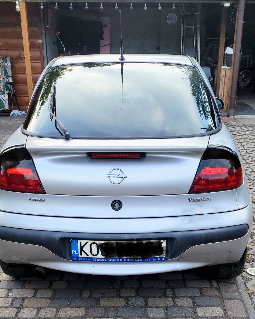 Opel Tigra 1998 r