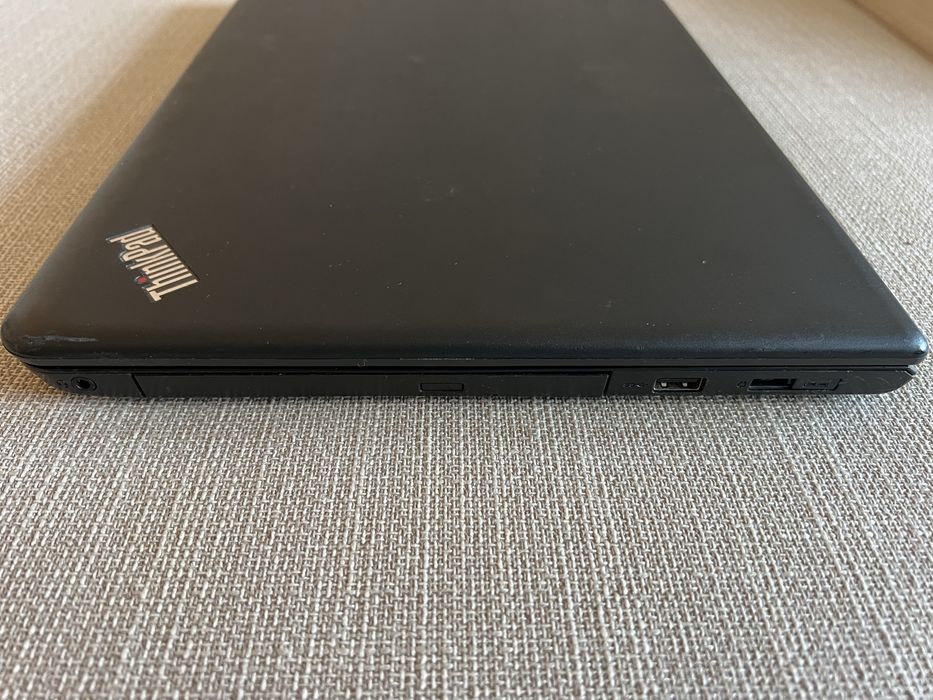 Lenovo Thinkpad E560 15,6”