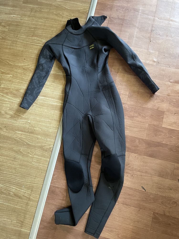 Pianka billabong 3/2 rozmiar 10