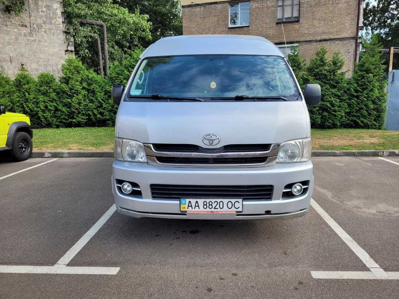 Продам автобус TOYOTA 9 місць