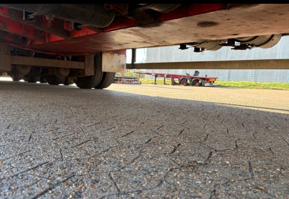 Naczepa niskopodwoziową 4 osie goldhofer STN-L4-50/80