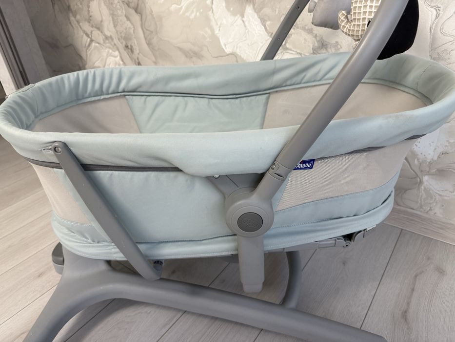 Люлька Chicco.