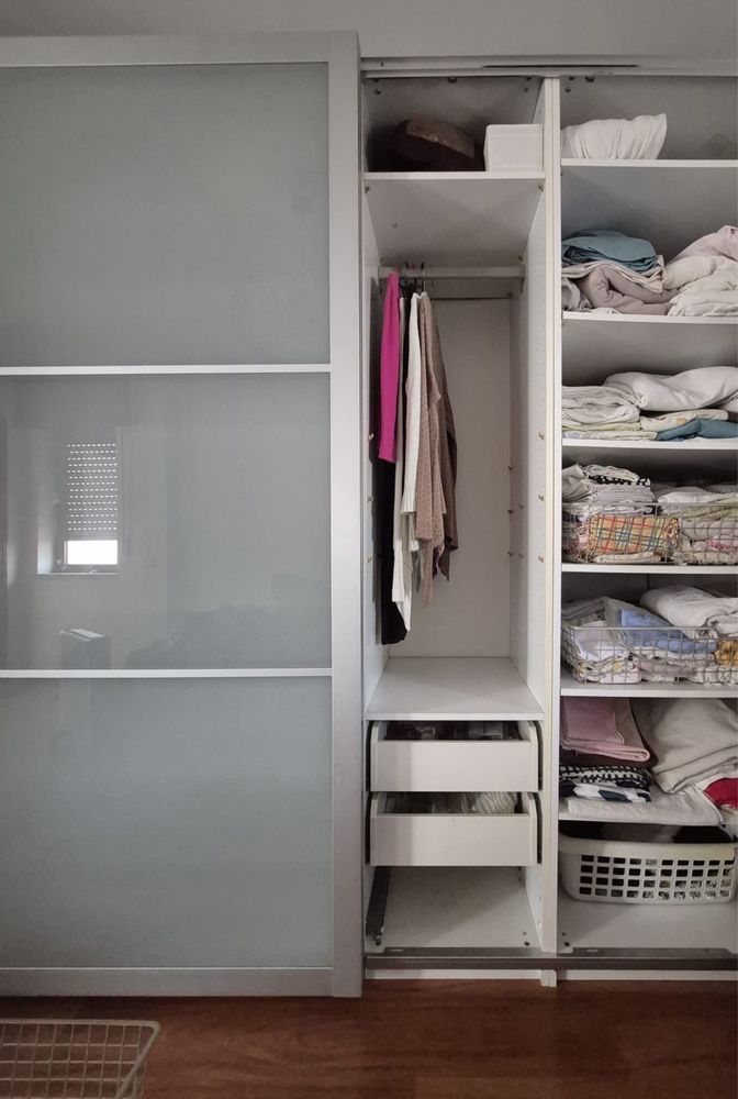 2 Portas de movel com rodas