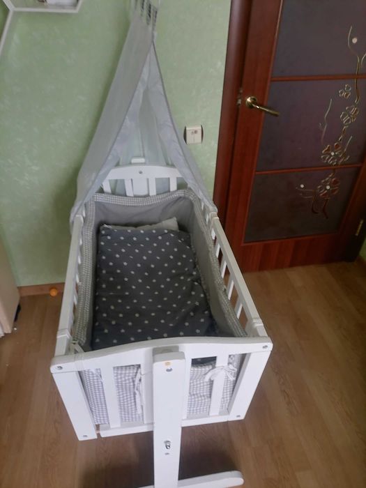 Ліжко, колиска до 6 місяців