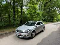 Opel Astra GTC 1.6 Panorama