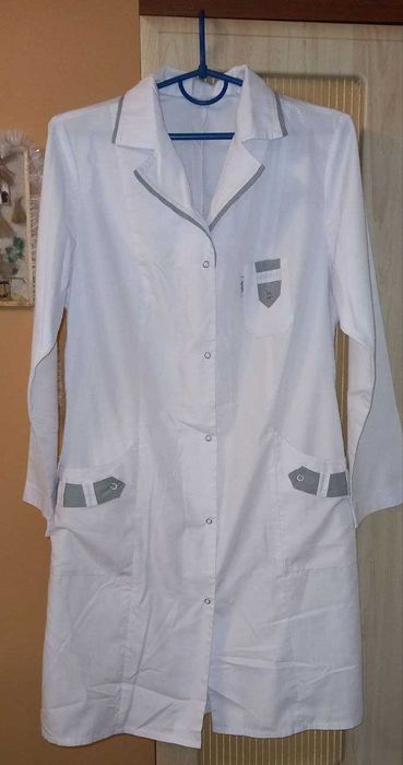 Продам медицинский халат