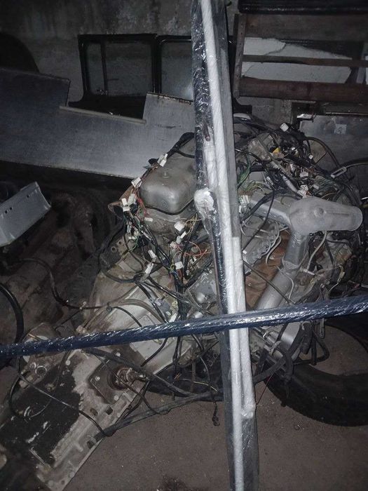 Продам двигун ЗІЛ-130 з КПП, карданом та проводкою — хороший стан