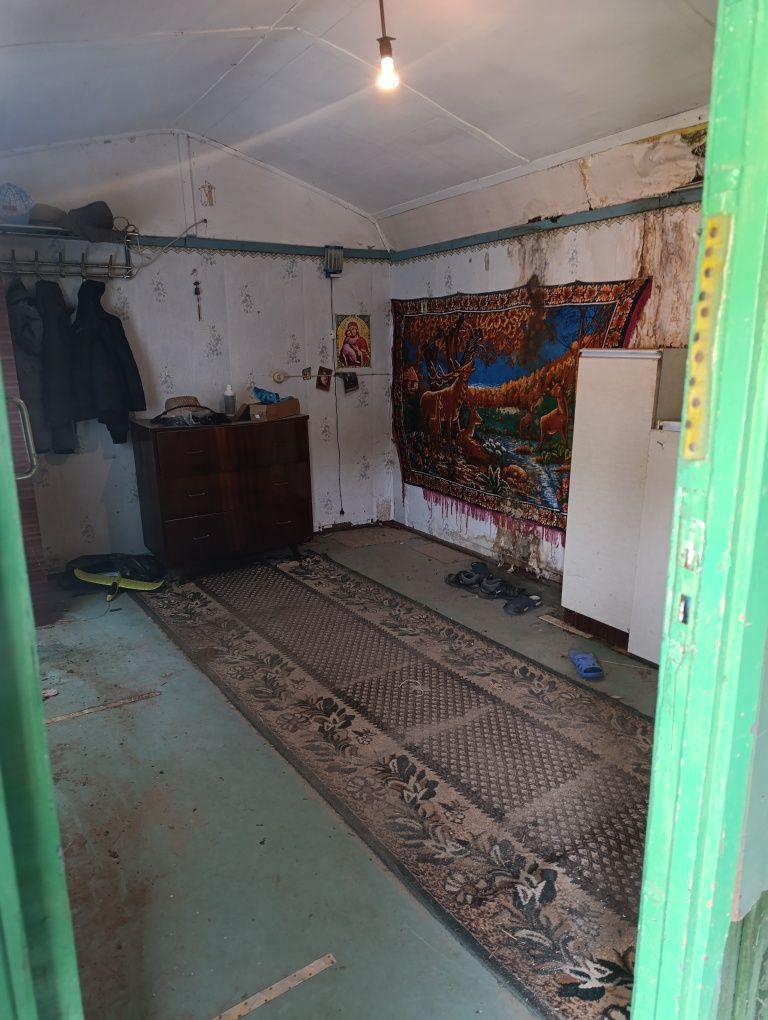 Продам бытовки вагончик 10 м на 3