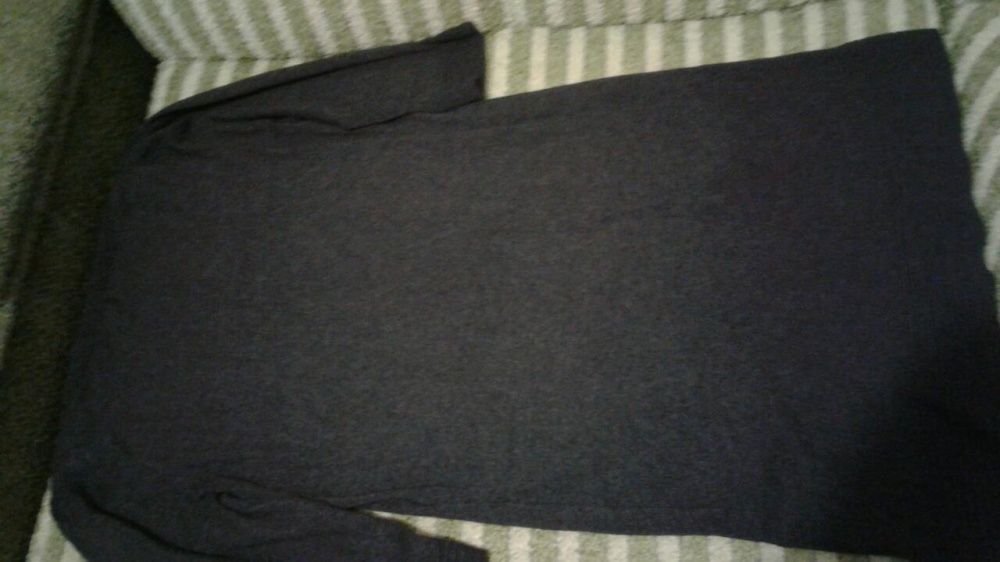 Три платья                     .