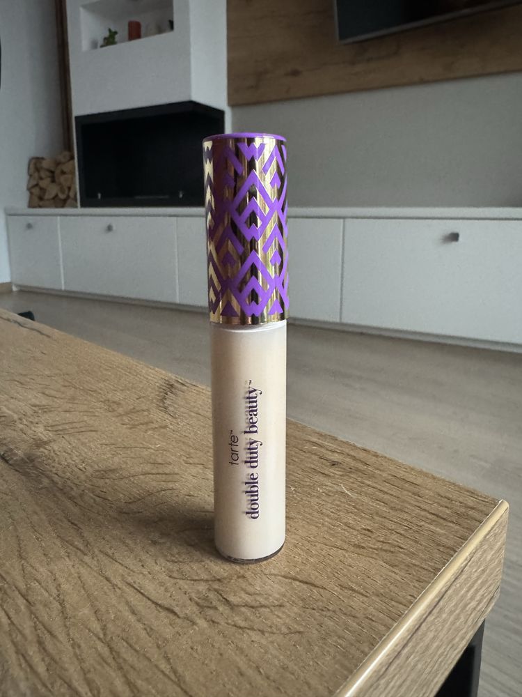 Tarte Shape Tape w kolorze 12N Fair Neutral korektor do twarzy 10ml