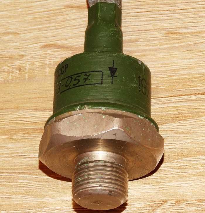 Dioda prostownicza dużej mocy B-200T-3-0,57; 200 A / 300 V ZSRR RETRO