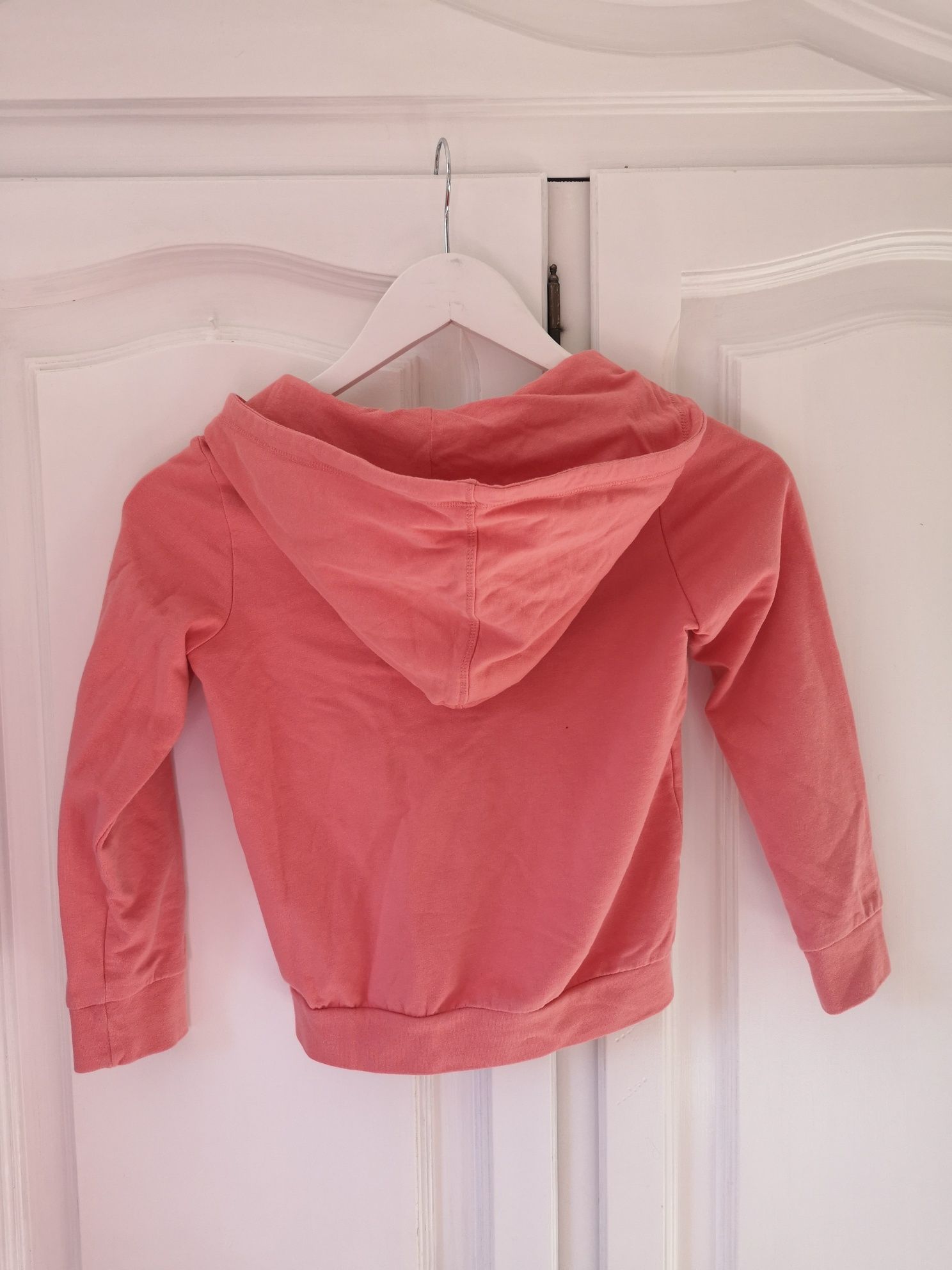 Dziecięca bluza rozpinana, z kapturem: 5.10.15 rozm.122 brzoskwiniowa