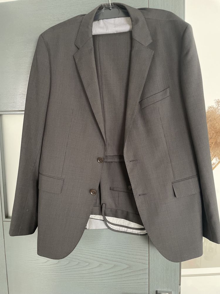 Костюм чоловічий Hugo Boss